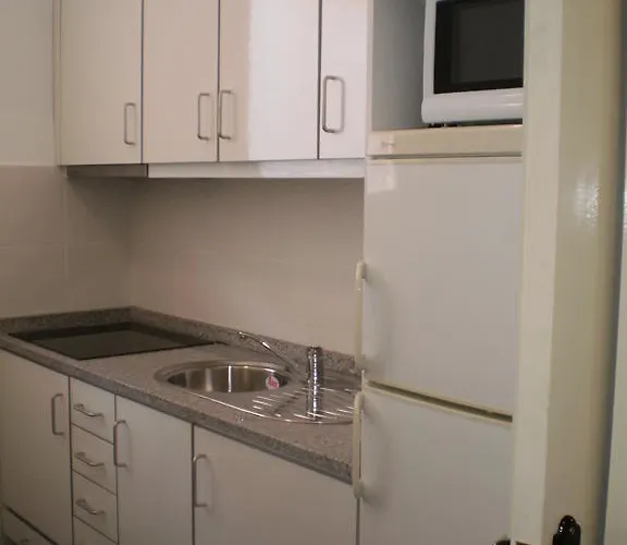 Pensión Alameda 1 3*